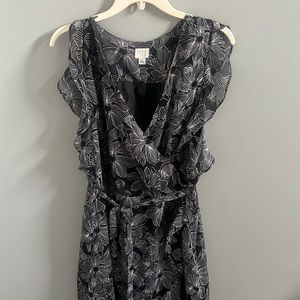 NWOT Gray & Blsck floral dress